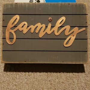 Primitives by kathy sign - family
